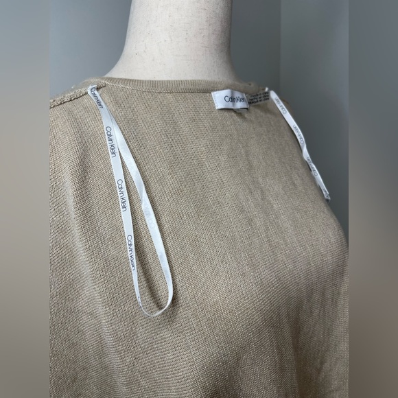 Calvin Klein Poncho - Picture 5 of 6